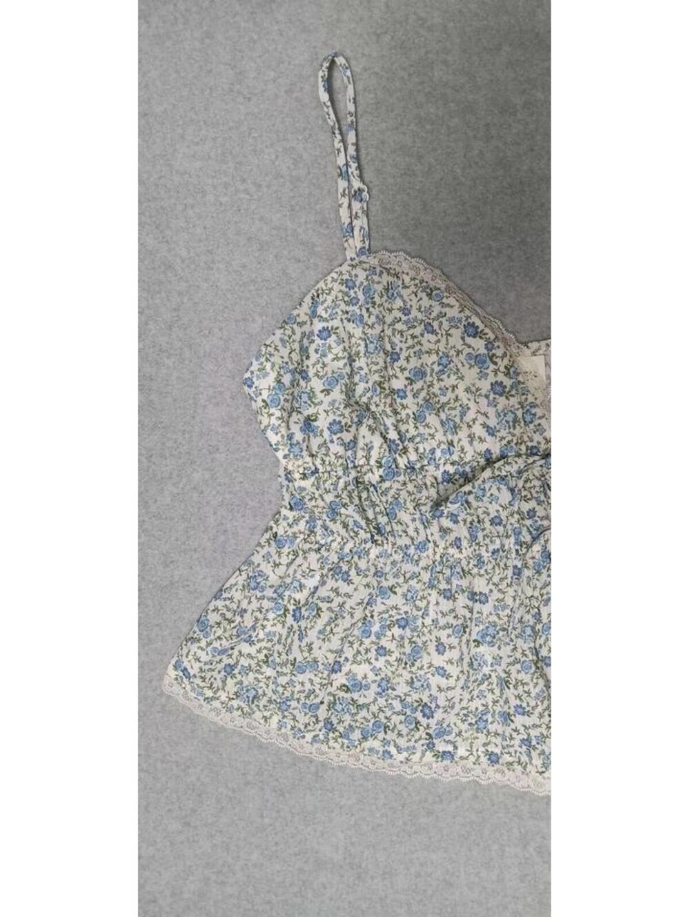 No Boundaries Babydoll Halter Cropped Lace Trim Cami Womens Size Medium White... - Picture 9 of 9